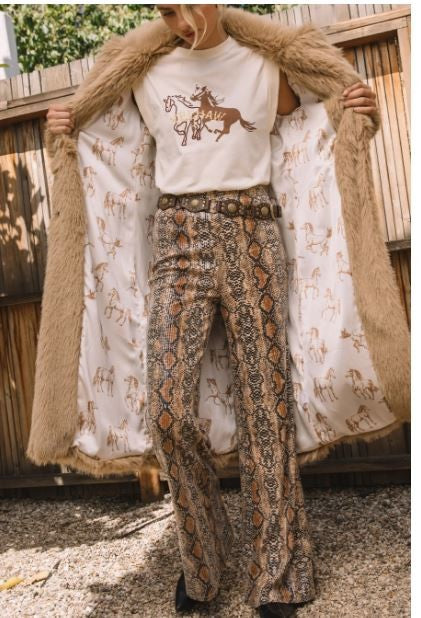 Faux Fur Long Coat beige|8379
