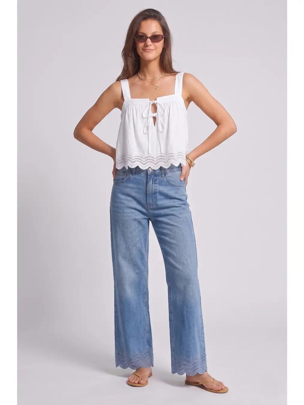 White Square Neckline Top|7945
