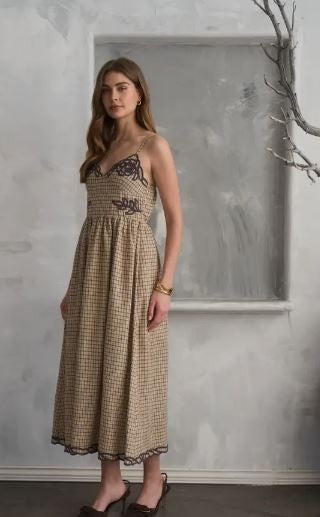 Embroidered Plaid Midi Dress|8067