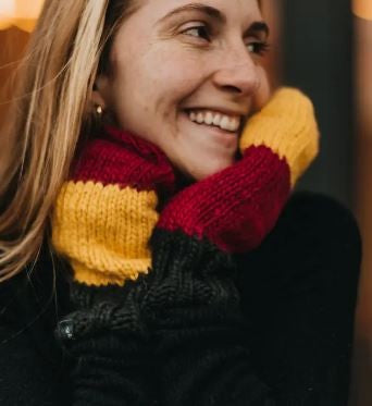 Cure Mittens (Maroon and Gold)|6583