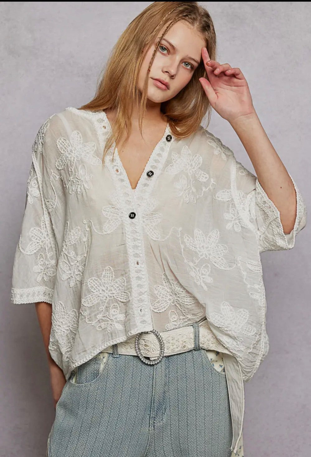 white embroidered  top|7872