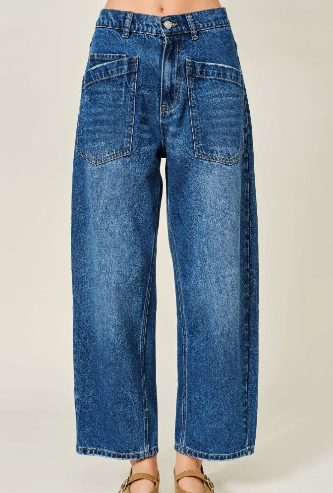 arron and amber Barrel Jeans|7776