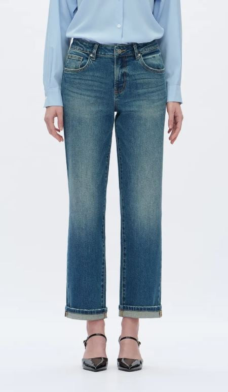 Mid Rise Straight Jeans w Finished Hem|6641